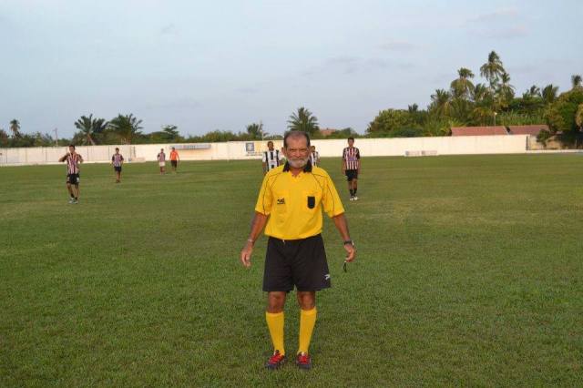 Alfredo Fernandes atuando como treinador - Foto F.A.C.